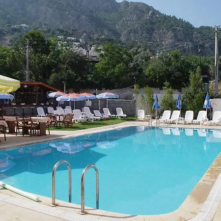 Zeus Turunc Hotel 3*
